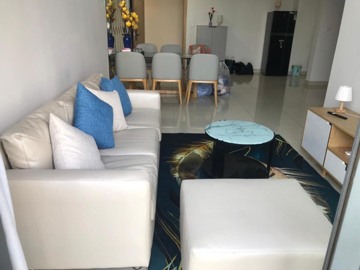 Ho Vip Sieu Rong, Sieu Sang, Gia Tot Chung Cu Celadon, Ngay Aeon Tan Phu Căn hộ