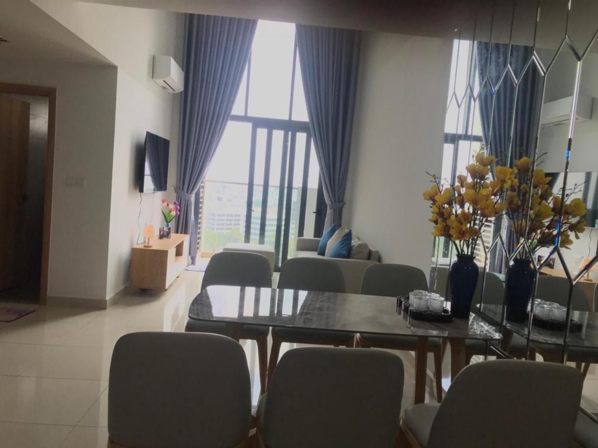 Ho Vip Sieu Rong, Sieu Sang, Gia Tot Chung Cu Celadon, Ngay Aeon Tan Phu Căn hộ