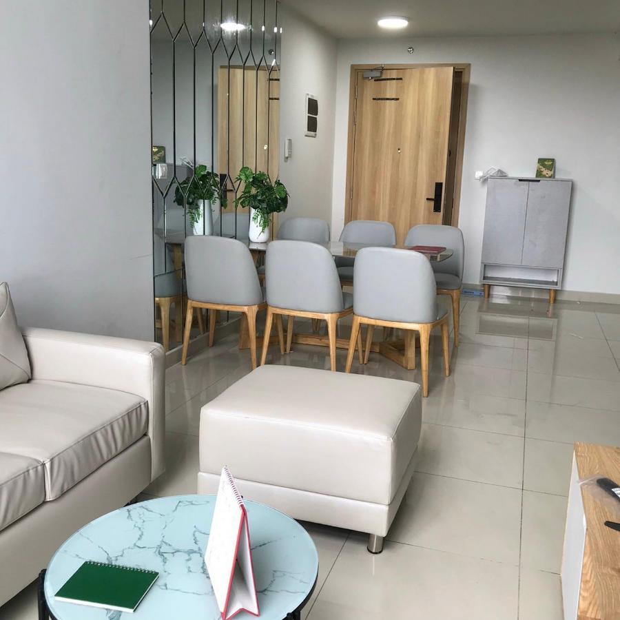 Ho Vip Sieu Rong, Sieu Sang, Gia Tot Chung Cu Celadon, Ngay Aeon Tan Phu Apartment *